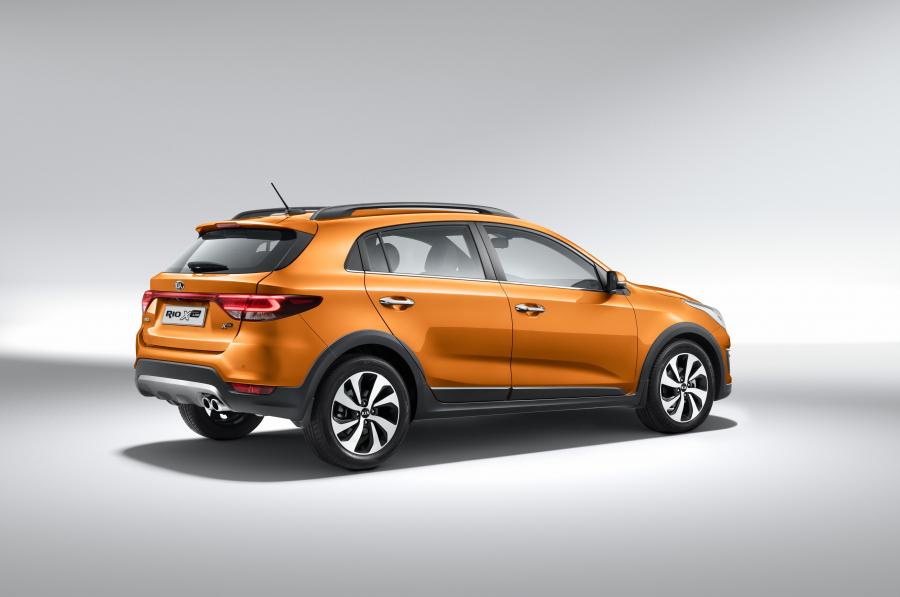  Kia Rio X-Line (FB) 2017 года  (фото 3 из 21)
